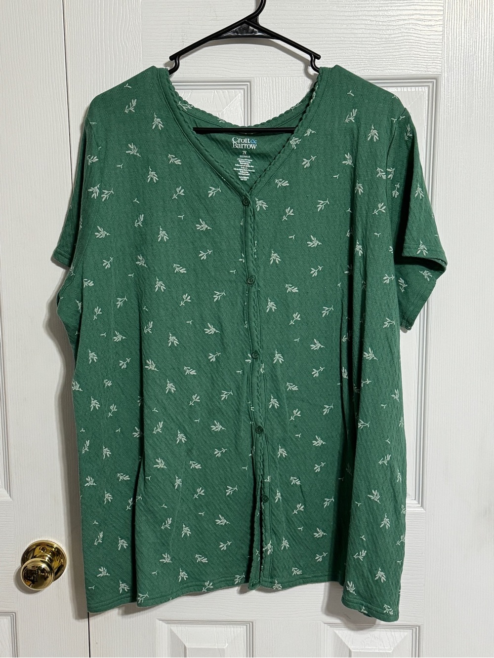 NWOT croft & barrow Dark Green Sleepwear Top